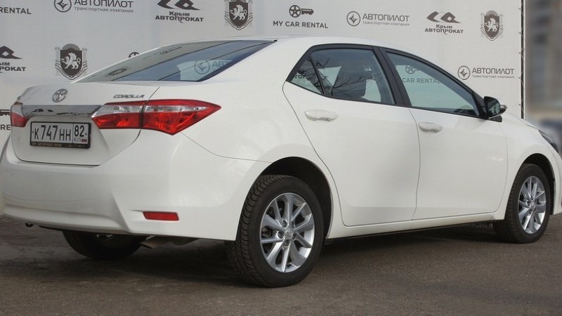 Прокат Toyota Corolla в Крыму